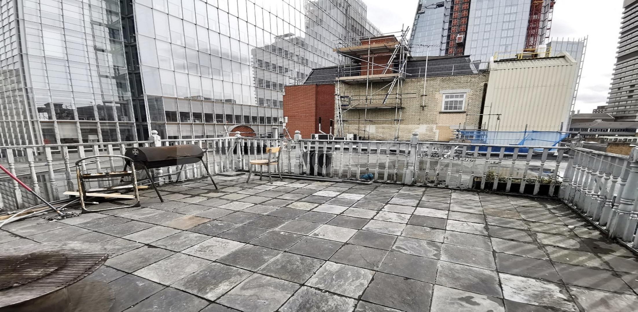 			NEW INSTRUCTION, 4 Bedroom, 1 bath, 1 reception Apartment			 London Bridge Street, London Bridge